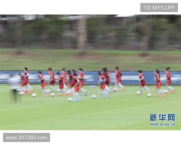 中国女足飞抵悉尼正式开启备战
