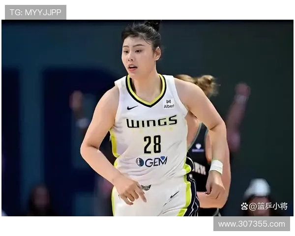 中国女篮世预赛首战取胜 李月汝砍下21分11篮板